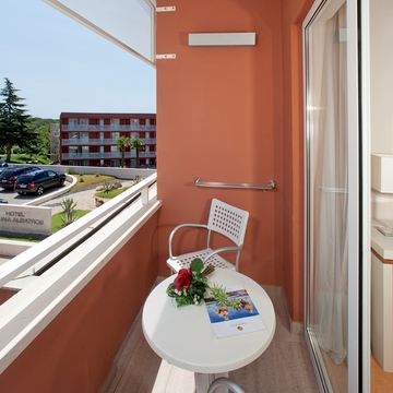 Hotel_Albatros_Plava_Laguna_Classic_room_with_balcony_C3B-1-Copy