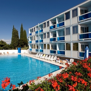Hotel_Plavi_Plava_Laguna_Swimming_Pool