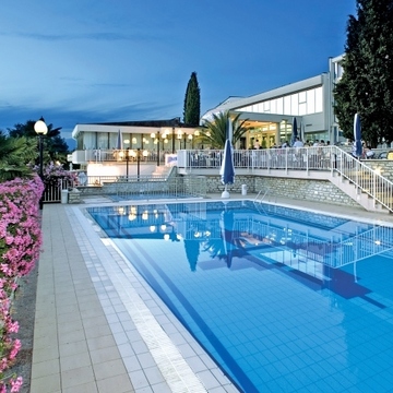 Hotel_Zorna_Plava_Laguna_Swimming_pool-1